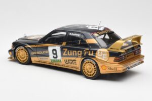 Mercedes 190E 2.5-16 Evo II #9 K. Ludwig Macau GP 3rd Place 1991 AUTOart 1:18 89135 Metaal — afbeelding 7 van 8