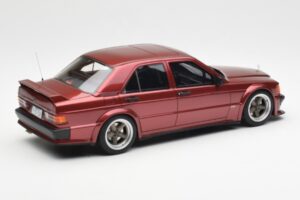 Mercedes 190E 2.5-16 W201 RAUH-Welt Republik Rood Otto 1:18 OT1083 Hars — afbeelding 2 van 6