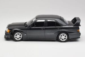 Mercedes 190E W201 2.5-16 EVO 2 Zwart Metallic Minichamps 1:18 155036100 Metaal — afbeelding 3 van 6