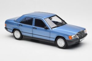 Mercedes 190E W201 Diamond Blauw Dealer Editie Norev 1:18 B66040661 Metaal — afbeelding 6 van 8