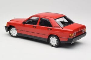 Mercedes 190E W201 Rood Minichamps 1:18 155037000 Metaal — afbeelding 5 van 6