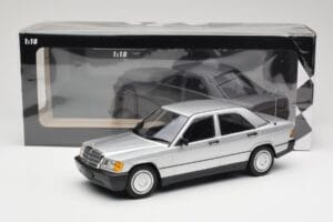 Mercedes 190E W201 Zilver Minichamps 1:18 155037004 Metaal — afbeelding 6 van 6