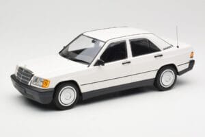 Mercedes 190E W201 Wit Minichamps 1:18 155037002 Metaal