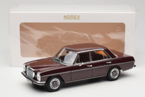 Mercedes 200 W115 Donker Roodbruin Norev 1:18 183778 Metaal — afbeelding 8 van 8