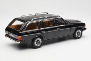 Mercedes 200 T S123 Zwart Norev 1:18 183735 Metaal — afbeelding 3 van 8