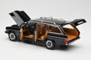 Mercedes 200 T S123 Zwart Norev 1:18 183735 Metaal — afbeelding 5 van 8