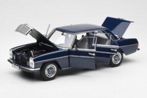 Mercedes 200 W114 Midnight Blauw Dealer Editie Norev 1:18 B66040694 Metaal — afbeelding 2 van 8