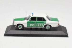 Mercedes 200 W115 Politie Minichamps 1:43 400034090 Metaal