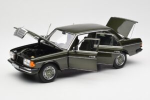 Mercedes 200 W123 Cypress Groen Metallic Dealer Editie Norev 1:18 B66040654 Metaal — afbeelding 2 van 8