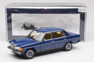 Mercedes 200 W123 Surf Blauw Norev 1:18 183710 Metaal — afbeelding 8 van 8