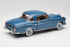 Mercedes 220 SE W128 Blauw Sun Star 1:18 3561 Metaal — afbeelding 3 van 8