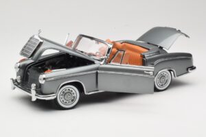 Mercedes 220 SE W128 Cabriolet Grey Metallic Sun Star 1:18 3352-M1 Metaal — afbeelding 2 van 8