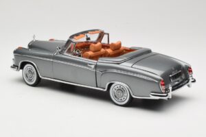 Mercedes 220 SE W128 Cabriolet Grey Metallic Sun Star 1:18 3352-M1 Metaal — afbeelding 7 van 8