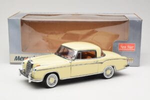 Mercedes 220 SE W128 Coupe Beige Sun Star 1:18 3562 Metaal — afbeelding 8 van 8