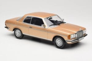 Mercedes 280 CE C123 Goud Norev 1:18 183587 Metaal — afbeelding 4 van 6