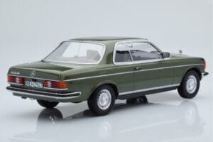 Mercedes 280 CE W123 Coupe Groen Norev 1:18 183704 Metaal — afbeelding 2 van 6