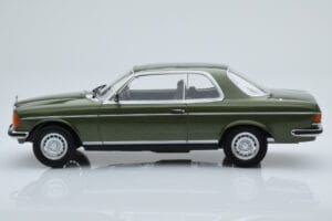 Mercedes 280 CE W123 Coupe Groen Norev 1:18 183704 Metaal — afbeelding 3 van 6