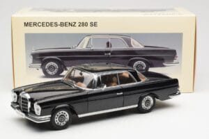 Mercedes 280 SE W111 Coupe Zwart AUTOart 1:18 76286 Metaal — afbeelding 8 van 8