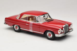 Mercedes 280 SE Coupe Rood Norev 1:18 183527 Metaal — afbeelding 4 van 6