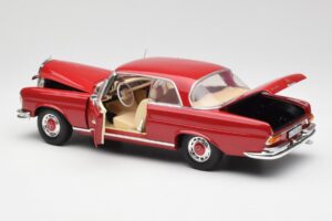 Mercedes 280 SE W108 Rood Norev 1:18 193527 Metaal — afbeelding 5 van 8
