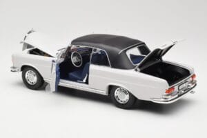 Mercedes 280 SE W111 Cabriolet Lichtgrijs Norev 1:18 183530 Metaal — afbeelding 5 van 8