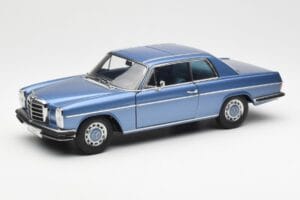 Mercedes 280C/8 W114 Coupe Blauw Metallic AUTOart 1:18 76187 Metaal