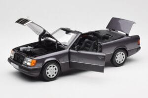 Mercedes 300 CE-24 W124 Cabriolet Paars Metallic Norev 1:18 183567 Metaal — afbeelding 2 van 10