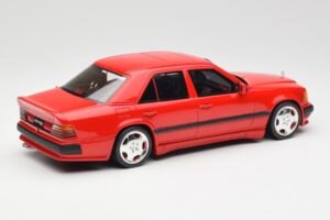 Mercedes 300E W124 6.0 AMG Signal Rood Otto 1:18 OT1104 Hars — afbeelding 2 van 6