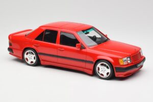 Mercedes 300E W124 6.0 AMG Signal Rood Otto 1:18 OT1104 Hars — afbeelding 4 van 6