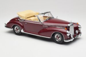 Mercedes 300 SC W188 Cabriolet Donkerrood KK-Scale 1:18 KKDC180942 Metaal — afbeelding 4 van 6