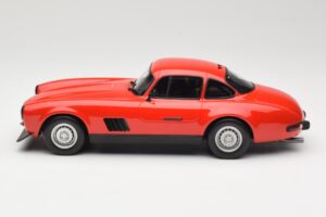 Mercedes 300 SL AMG Rood Otto 1:18 OT311 Hars — afbeelding 3 van 6