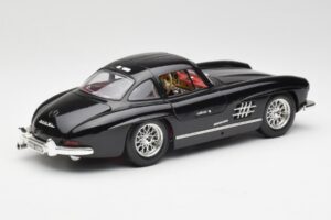 Mercedes 300 SL W198 Zwart Bburago 1:18 35791 Metaal — afbeelding 3 van 8