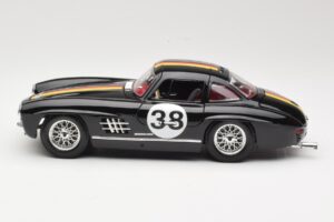Mercedes 300 SL #38 1954 Bburago 1:18 3015-M1 Metaal — afbeelding 4 van 8