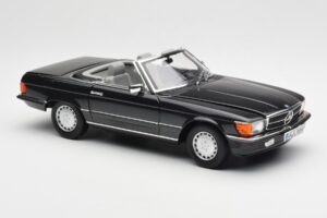 Mercedes 300 SL R107 Zwart Pearl Dealer Editie Norev 1:18 B66040678 Metaal — afbeelding 8 van 10