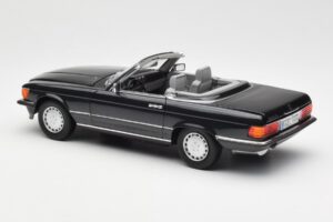 Mercedes 300 SL R107 Zwart Pearl Dealer Editie Norev 1:18 B66040678 Metaal — afbeelding 9 van 10