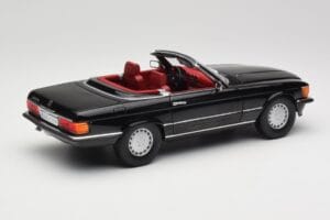 Mercedes 300 SL R107 Zwart Norev 1:18 183511 Metaal — afbeelding 3 van 8