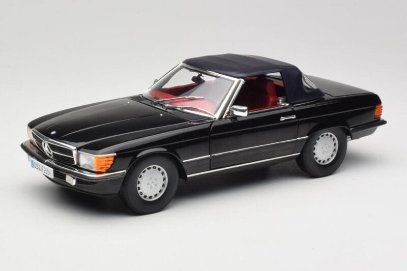 Mercedes 300 SL R107 Zwart Norev 1:18 183511 Metaal