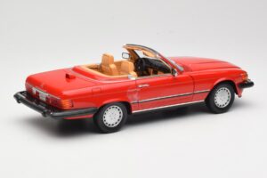 Mercedes 300 SL R107 Rood Norev 1:18 B66040623 Metaal — afbeelding 3 van 8