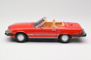 Mercedes 300 SL R107 Rood Norev 1:18 B66040623 Metaal — afbeelding 4 van 8
