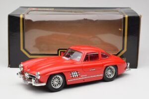 Mercedes 300 SL Rood Bburago 1:18 3015 Metaal — afbeelding 8 van 8