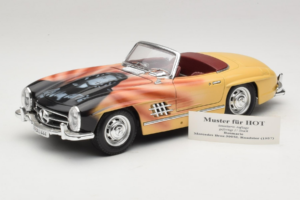 Mercedes 300 SL Roadster Rosemarie Muster Gelimiteerde Editie 18/27 Bburago 1:18 3023-M1 Metaal