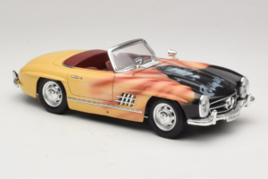 Mercedes 300 SL Roadster Rosemarie Muster Gelimiteerde Editie 18/27 Bburago 1:18 3023-M1 Metaal — afbeelding 6 van 8