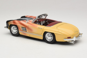 Mercedes 300 SL Roadster Rosemarie Muster Gelimiteerde Editie 18/27 Bburago 1:18 3023-M1 Metaal — afbeelding 7 van 8