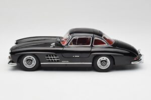 Mercedes 300 SL W198 Zwart Minichamps 1:18 180039004 Metaal — afbeelding 4 van 8