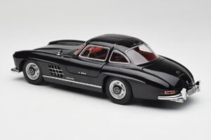 Mercedes 300 SL W198 Zwart Minichamps 1:18 180039004 Metaal — afbeelding 7 van 8