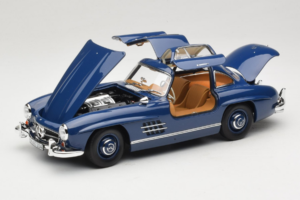 Mercedes 300 SL W198 Blauw Norev 1:18 183852 Metaal — afbeelding 2 van 8