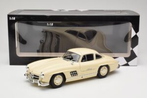 Mercedes 300 SL W198 Crème Minichamps 1:18 110037212 Metaal — afbeelding 8 van 8