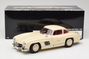 Mercedes 300 SL W198 Crème Met Rode Binnenkant Minichamps 1:18 180039002 Metaal — afbeelding 8 van 8