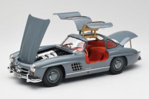 Mercedes 300 SL W198 Graphite Grijs Minichamps 1:18 180039005 Metaal — afbeelding 2 van 8