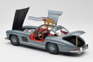 Mercedes 300 SL W198 Graphite Grijs Minichamps 1:18 180039005 Metaal — afbeelding 5 van 8